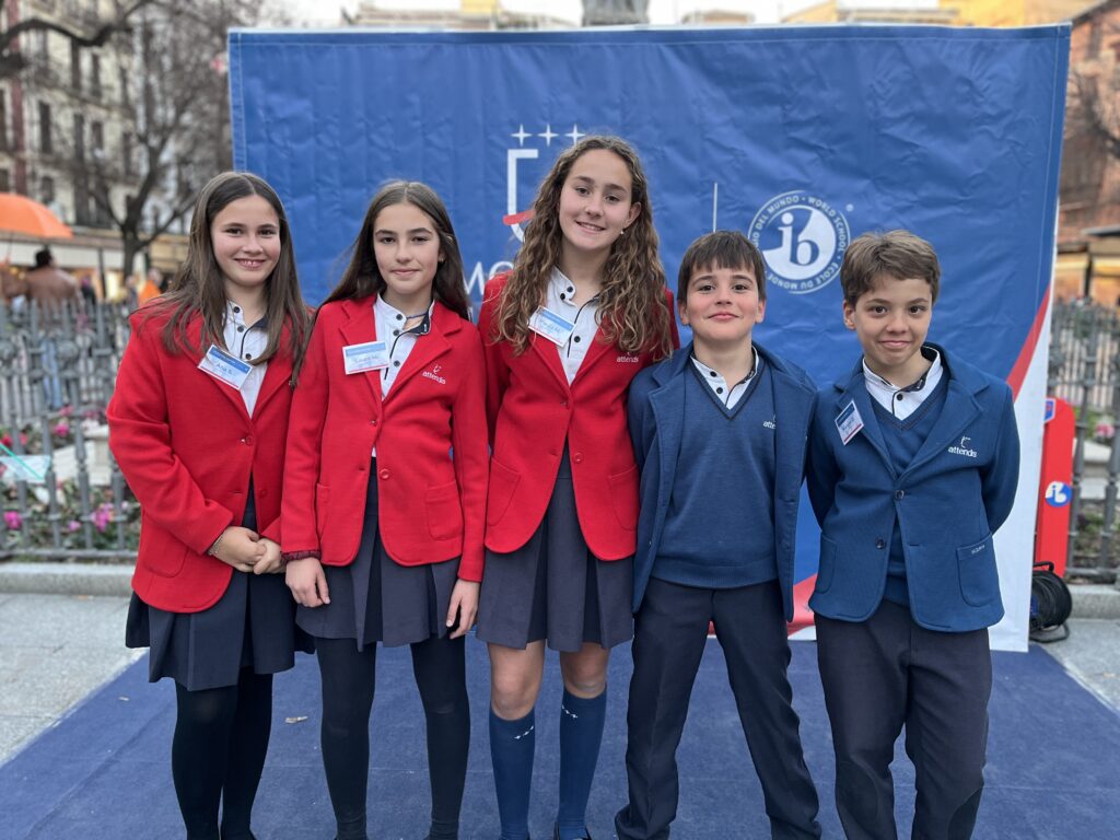Exposición PEP 2025: fiesta del Bachillerato Internacional en Granada 2 Exposicion PEP 2025 Colegio Monaita Mulhacen Bachillerato Internacional en Granada 4 copia Exposición PEP 2025: fiesta del Bachillerato Internacional en Granada