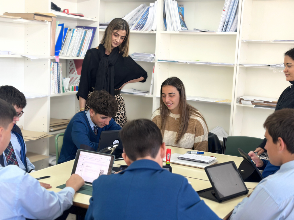 Programa de atención a las altas capacidades en Monaita-Mulhacén 2 Fotos Web MT MH 1 Programa de atención a las altas capacidades en Monaita-Mulhacén