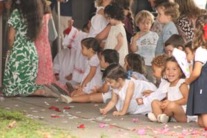 Procesión del Corpus Christi en Adharaz-Altasierra 2 3b0c8dca c1ac 4784 a795 0584d5a63141 Procesión del Corpus Christi en Adharaz-Altasierra