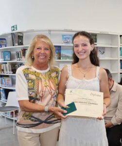 Las Chapas-Ecos, entre los centros destacados con mejores expedientes de bachillerato 2024/2025 4 WhatsApp Image 2025 06 26 at 08.04.05 2 Las Chapas-Ecos, entre los centros destacados con mejores expedientes de bachillerato 2024/2025