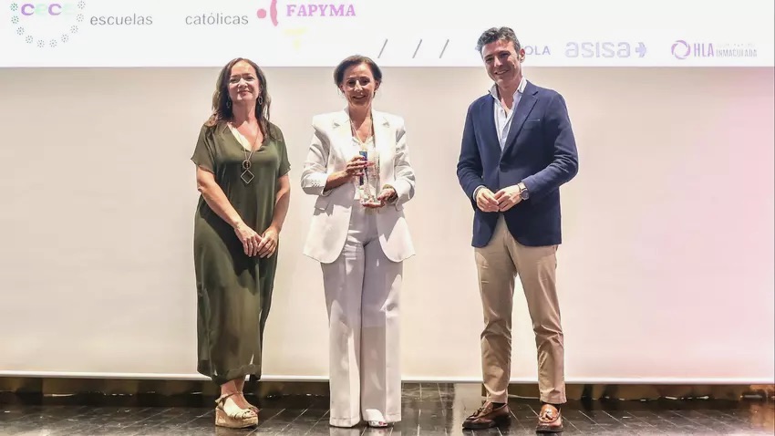 Monaita-Mulhacén, galardonado en los Premios Granada por la Educación 2025 2 Premios Granada por la Educacion 2 Monaita-Mulhacén, galardonado en los Premios Granada por la Educación 2025