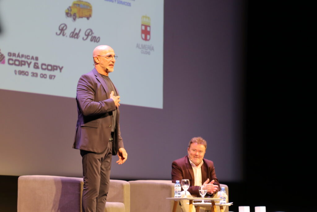 Attendis Talks Almería con Luis de la Fuente 1 Attendis Talks Almería con Luis de la Fuente
