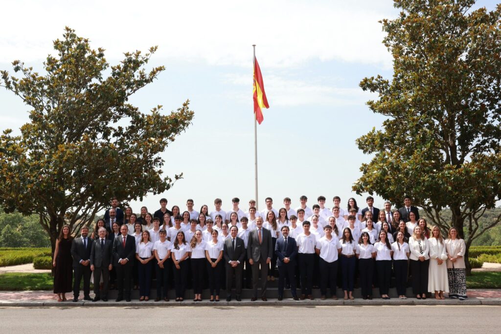 Reconocimiento a jóvenes talentos de Altaduna-Saladares 3 Jóvenes Talentos: Maru García Lea se encuentra entre los 50 participantes de las Becas Europa
