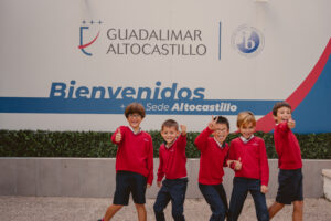 Descubre el Bachillerato Internacional: Una forma de aprender para el mundo 4 JAEN GUADALIMAR ALTOCASTILLO 460 2 Descubre el Bachillerato Internacional: Una forma de aprender para el mundo