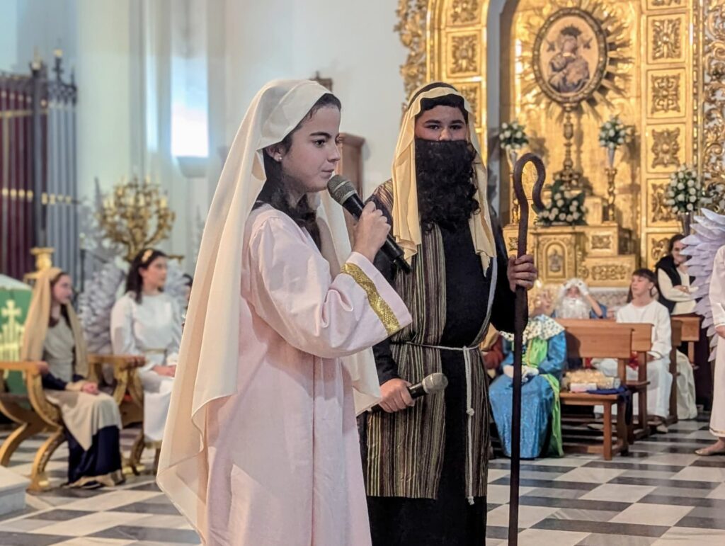 Huelva acoge al alumnado de Tierrallana-Entrepinos que protagoniza su tradicional Auto de Navidad en la Iglesia de la Concepción 12 WhatsApp Image 2025 12 15 at 21.54.29 Huelva acoge al alumnado de Tierrallana-Entrepinos que protagoniza su tradicional Auto de Navidad en la Iglesia de la Concepción
