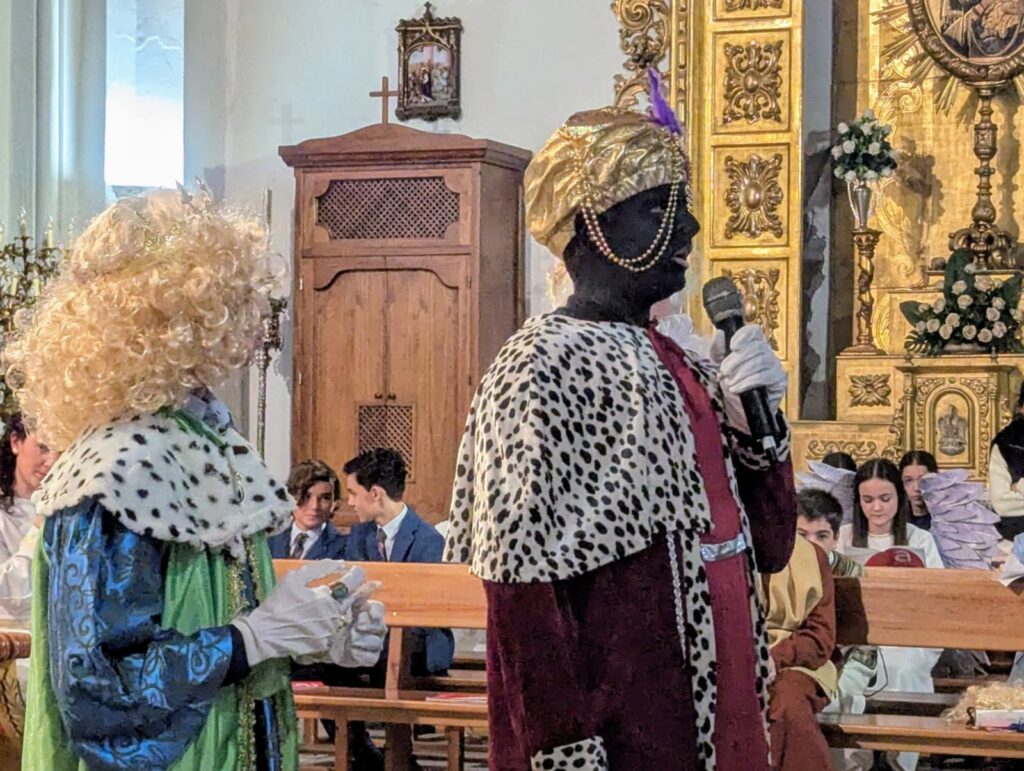 Huelva acoge al alumnado de Tierrallana-Entrepinos que protagoniza su tradicional Auto de Navidad en la Iglesia de la Concepción 14 WhatsApp Image 2025 12 15 at 21.57.27 Huelva acoge al alumnado de Tierrallana-Entrepinos que protagoniza su tradicional Auto de Navidad en la Iglesia de la Concepción