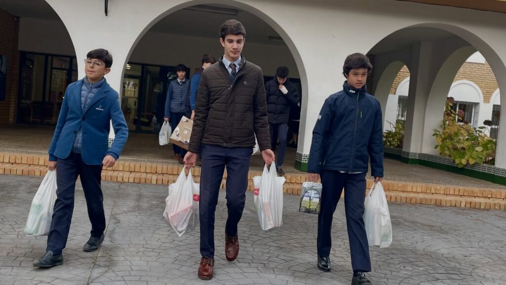 Campaña solidaria de Navidad en Tierrallana-Entrepinos 3 607521004 18353776594204281 1861527116108082406 n Campaña solidaria de Navidad en Tierrallana-Entrepinos