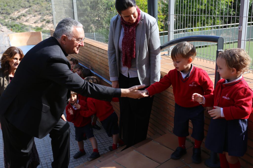 visita-obispo-almeria-dia-attendis