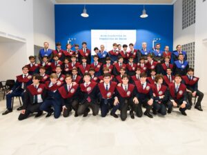 501f6657 3905 4709 89e4 56682802d633 Imposición de Becas a la VIII Promoción de alumnos de Adharaz-Altasierra