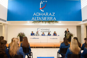 Imposición de Becas a la VIII Promoción de alumnos de Adharaz-Altasierra 7 AFC 5317 Imposición de Becas a la VIII Promoción de alumnos de Adharaz-Altasierra
