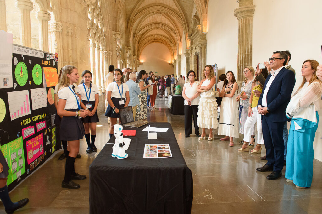 Exposición PEP en Jerez: una jornada inolvidable para 6º de Primaria en Grazalema-Guadalete 2 Claustros de Santo Domingo Exposición PEP